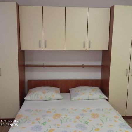 Apartmani Andelo, Tommy, Leon Bibinje Exteriör bild
