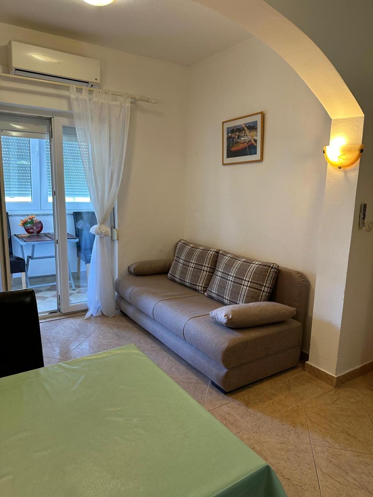 Apartmani Andelo, Tommy, Leon Bibinje Exteriör bild