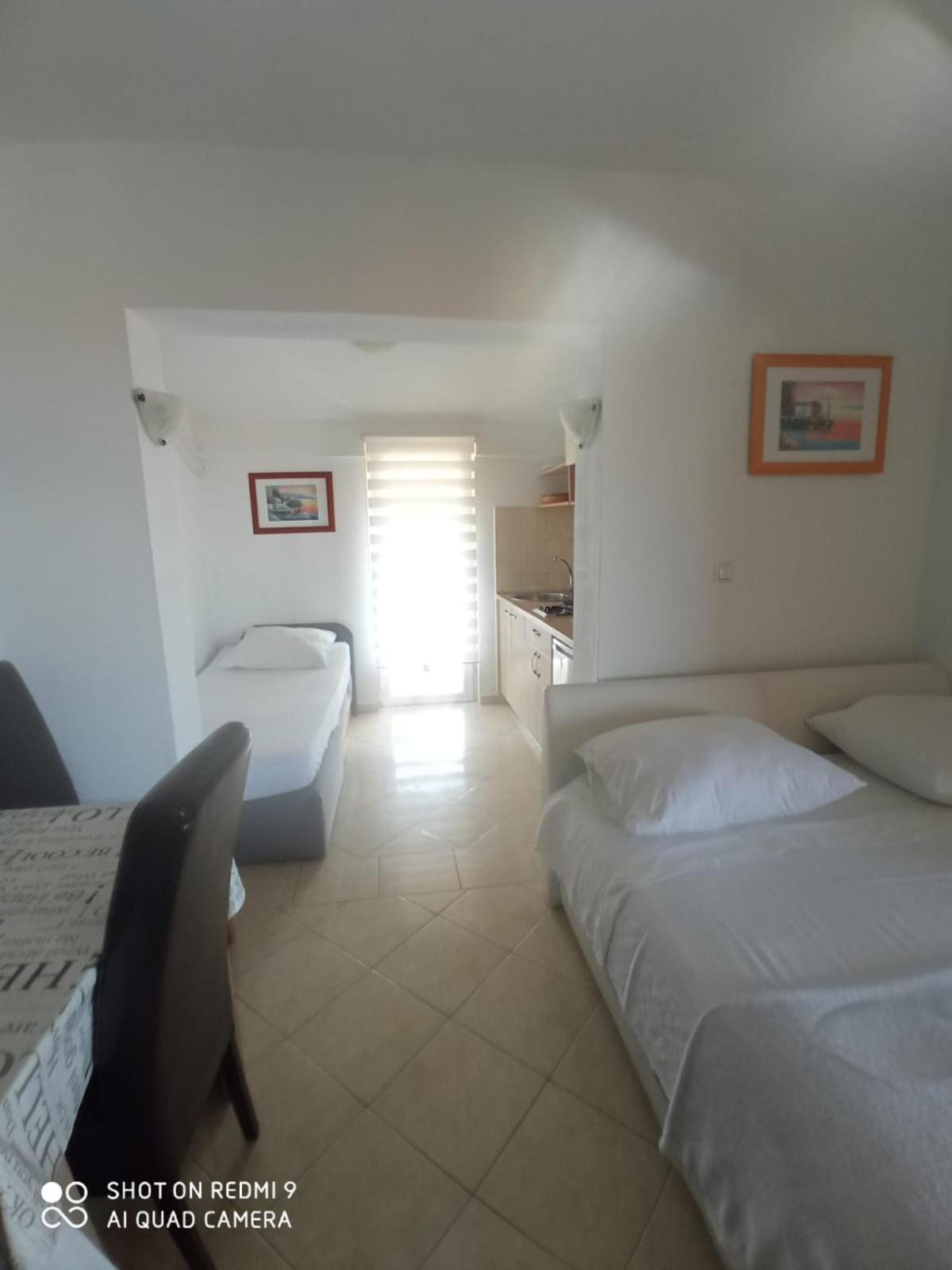 Apartmani Andelo, Tommy, Leon Bibinje Exteriör bild
