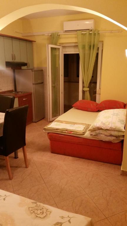 Apartmani Andelo, Tommy, Leon Bibinje Exteriör bild